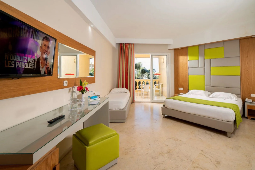 Houda Yasmine Marina & SPA