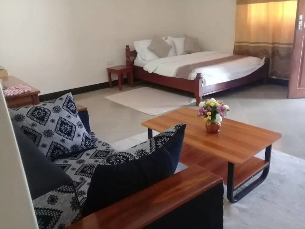 Kisasa Home