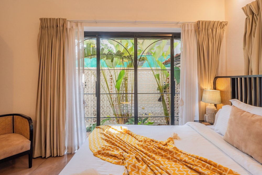 ELIVAAS Bogenvilla Luxe 3 BHK Villa