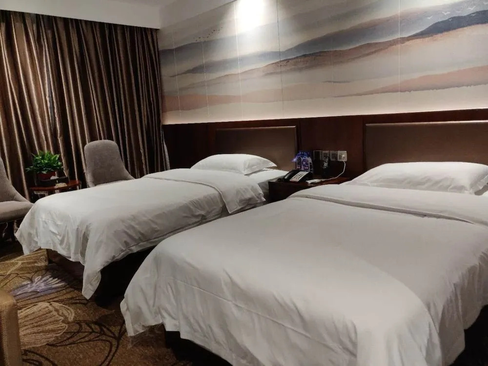 Park Lane Hotel