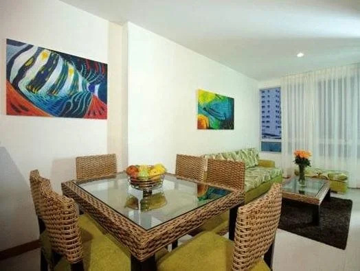 Travelers Orange Cartagena