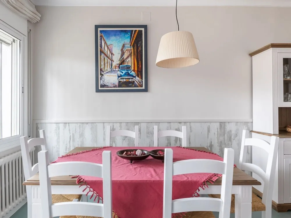 Comfy Holiday Home in L'escala With Garden