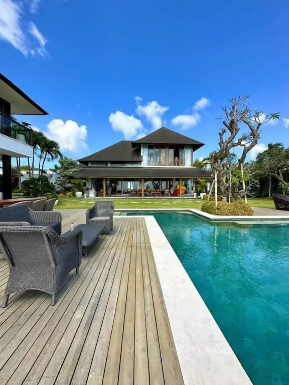 Mahameru Uluwatu