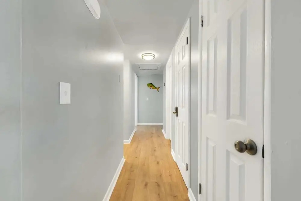3 Blocks to Bay + Boat Parking + Renovated + 3 Bd