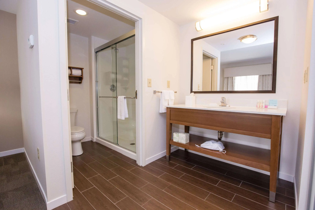 Hampton Inn & Suites - Pittsburgh/Harmarville, PA