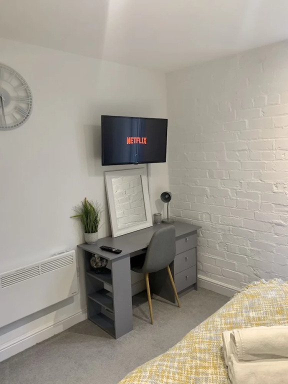 1-bed Apartment City Apartment in Bradford
