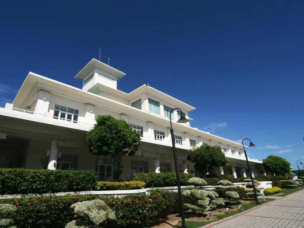 Waterfront Labuan Financial