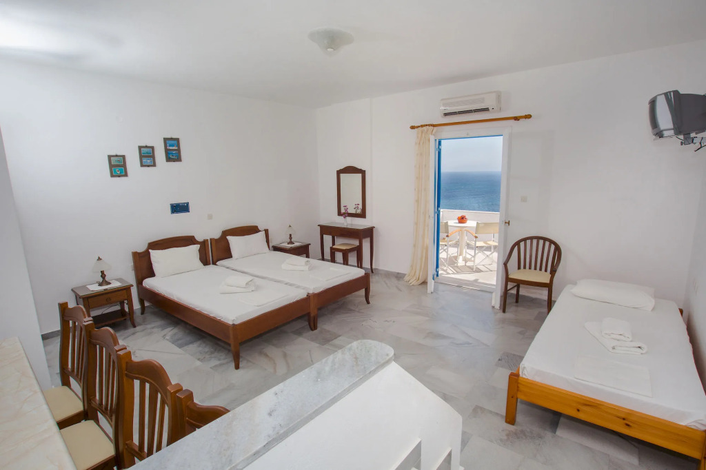 Arkas Inn