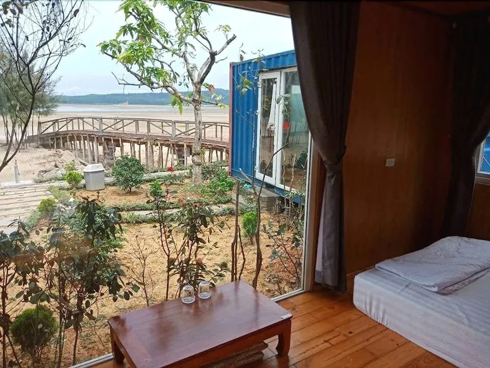 Thuy Hoang Resort