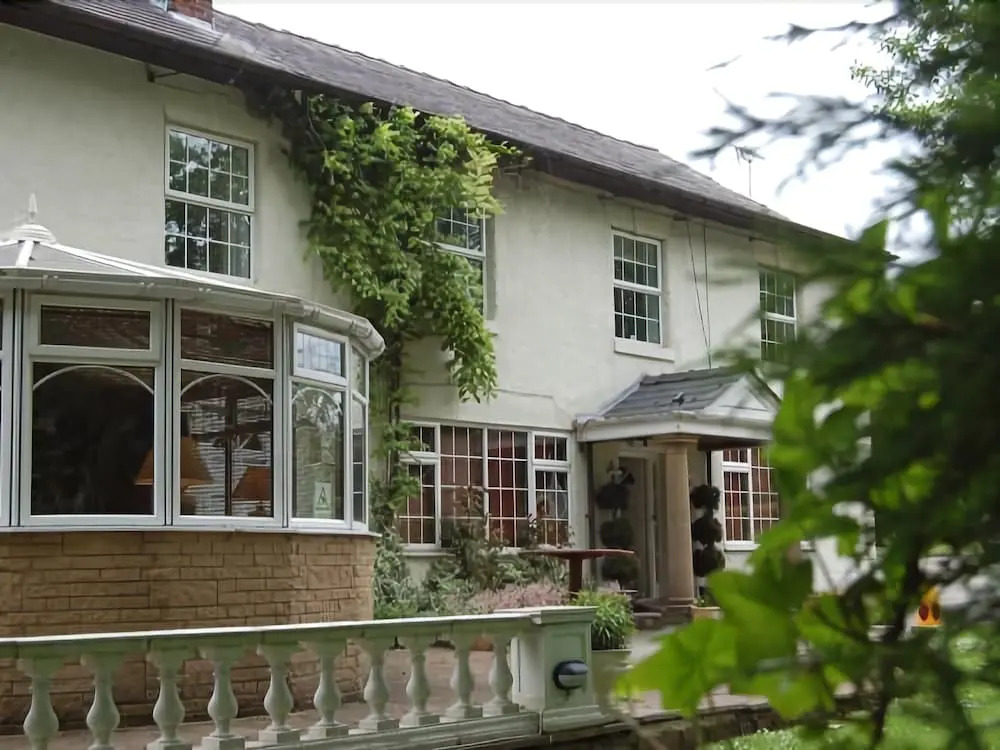 Brook House Hotel