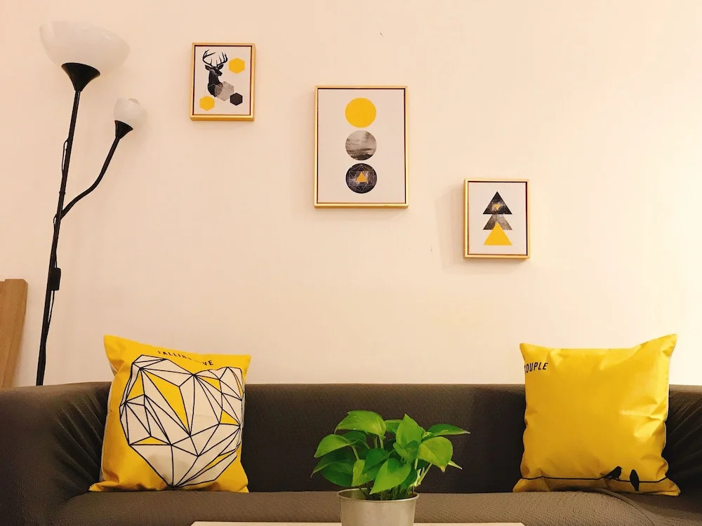 7kgTravellerHome  KLCC-COSY Studio
