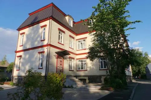 Rosmarie Apartments