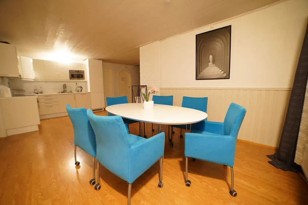 Mary Rooms