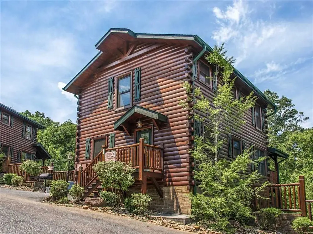 Celebration Lodge 4 Bedroom Home with Hot Tub