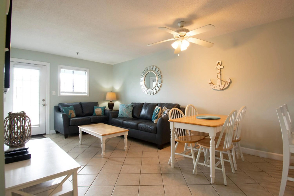 2 BR/BA Condo - Boardwalk to Beach. 3 Pools. Tennis Courts