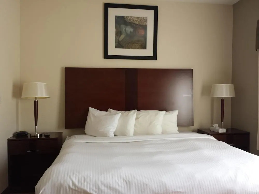 Sigma Inn & Suites Hudsons Hope