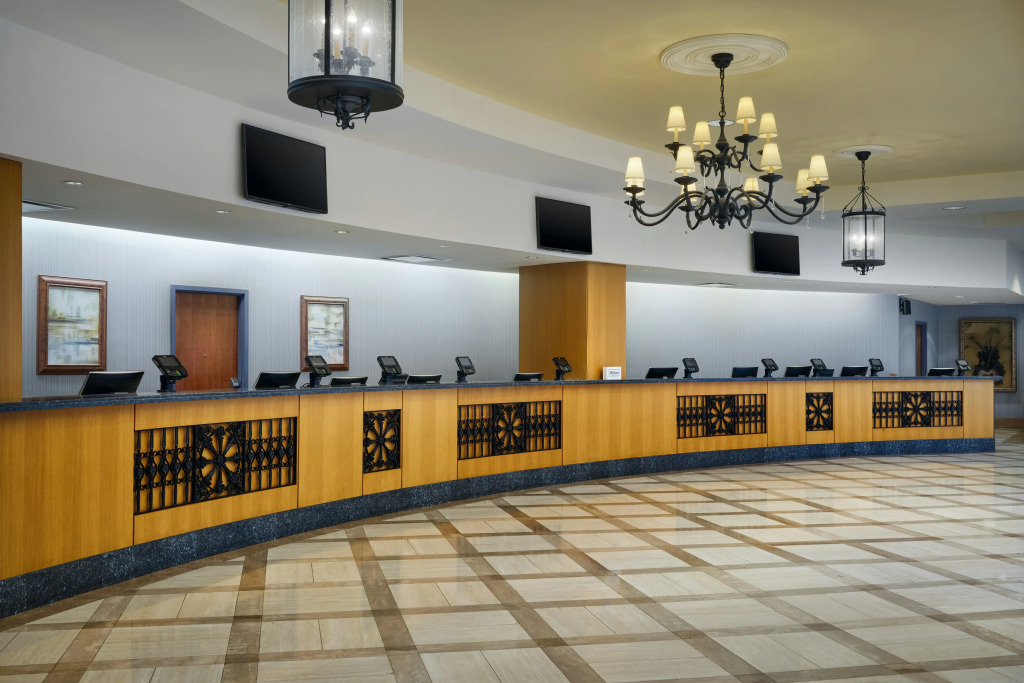 Hilton New Orleans / St. Charles Avenue