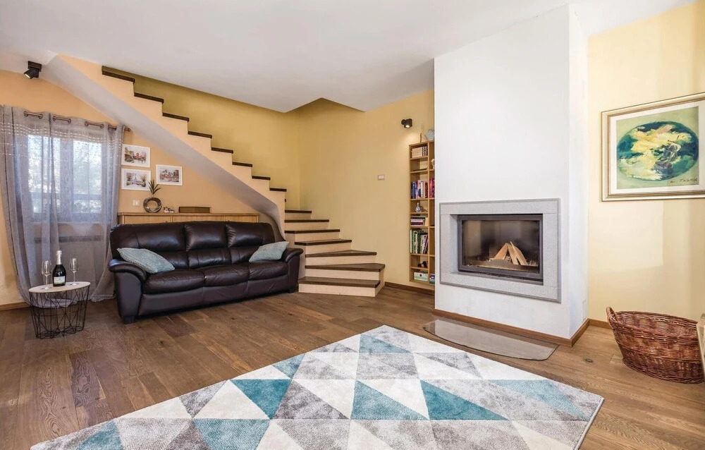 Beautiful Home in Matulji With 3 Bedrooms, Wifi and Outdoor Swimming Pool
