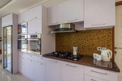 Golden Palm Villa
