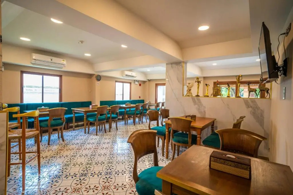 Siri Nakornpink Chiang Mai Hotel SHA Plus