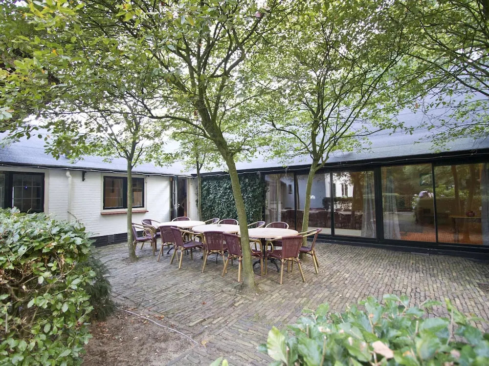 Charming Holiday Home in Hulshorst With Pool
