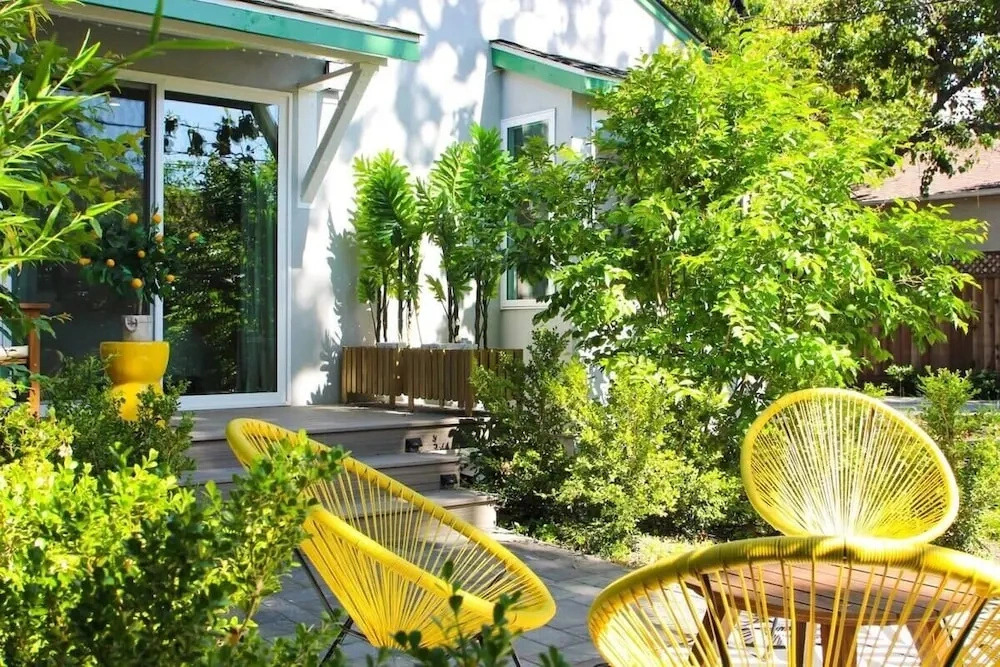 Marbella Lane - SJ Designer Home 3BR Ldry P