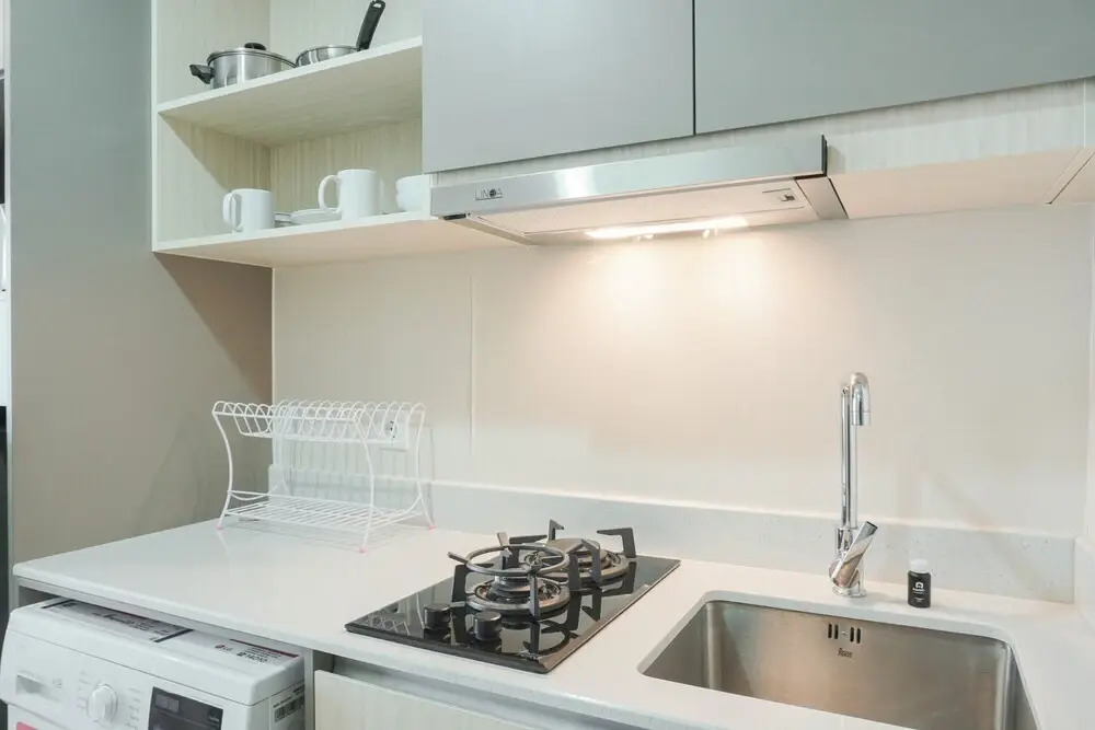 Luxury and Cozy Studio at Gold Coast Apartment