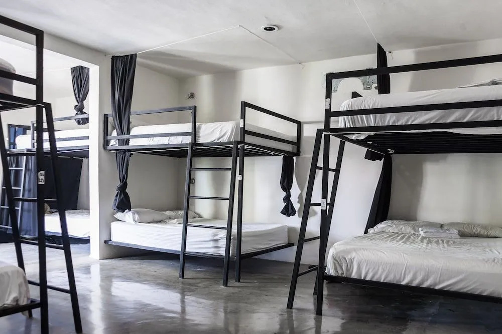 Hostal Inn - Hostel