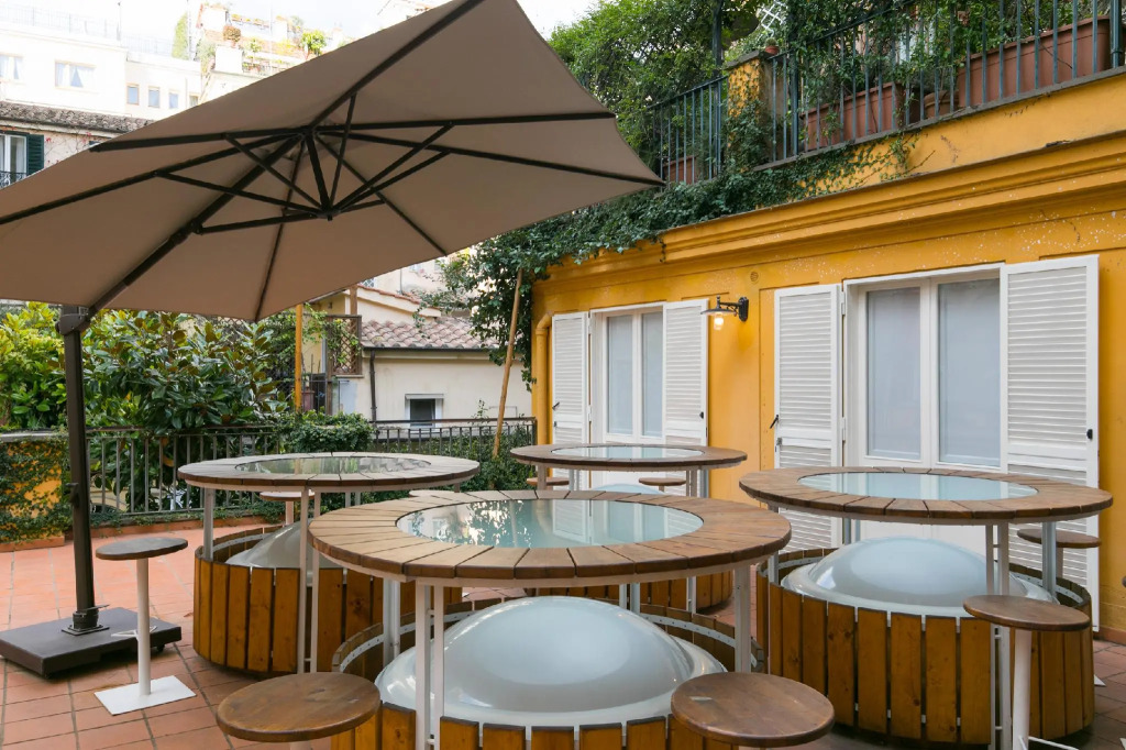 Trevi Contemporary Suite