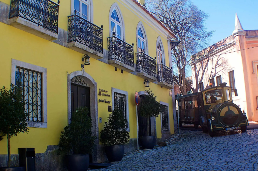 Charm Inn Sintra