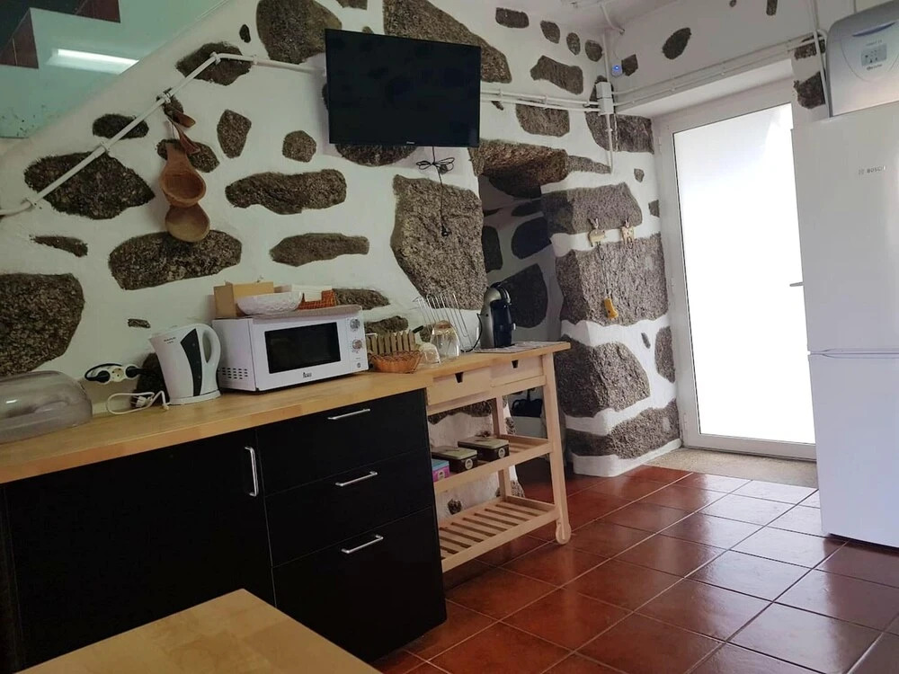 House With 4 Bedrooms in Cabeceiras de Basto, With Wonderful Mountain View, Shared Pool, Terrace