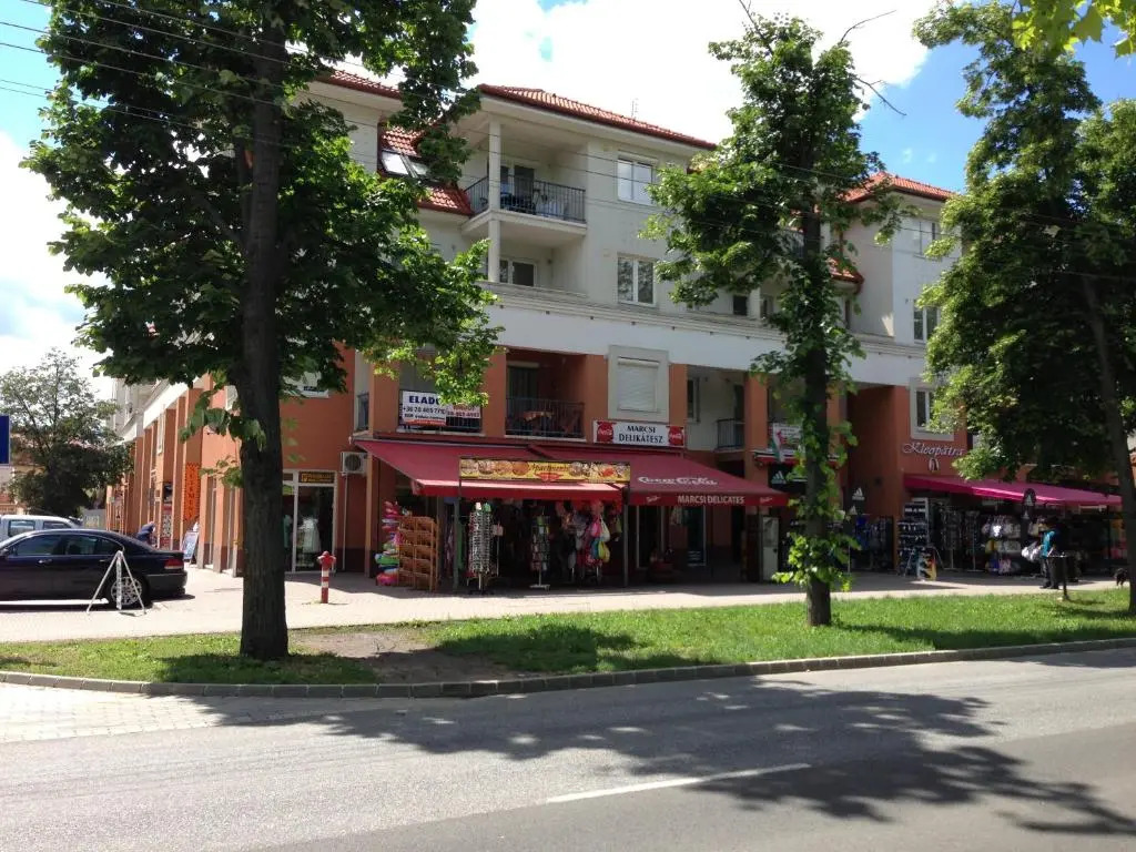 Tommy Apartman