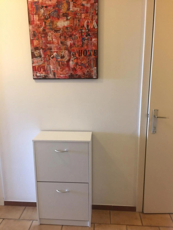 Rustig appartement met zeezicht dicht bij het centrum
