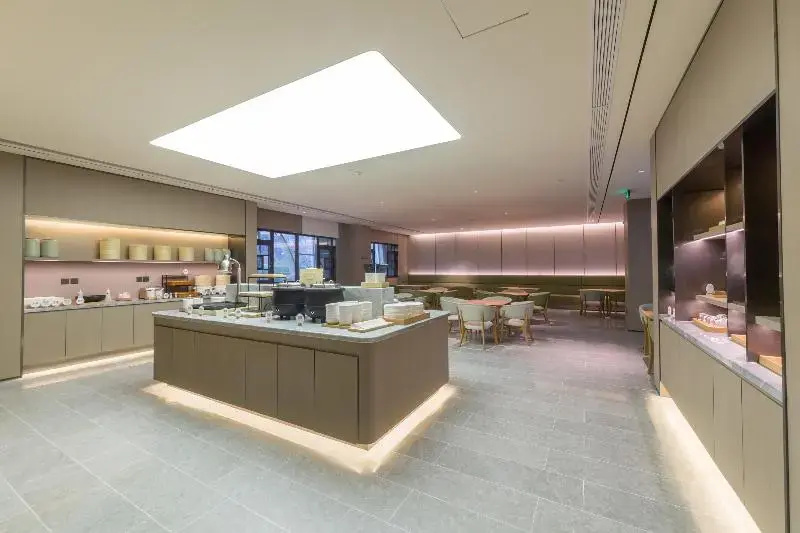 Ji Hotel (Wuhan Jinyin Lake)