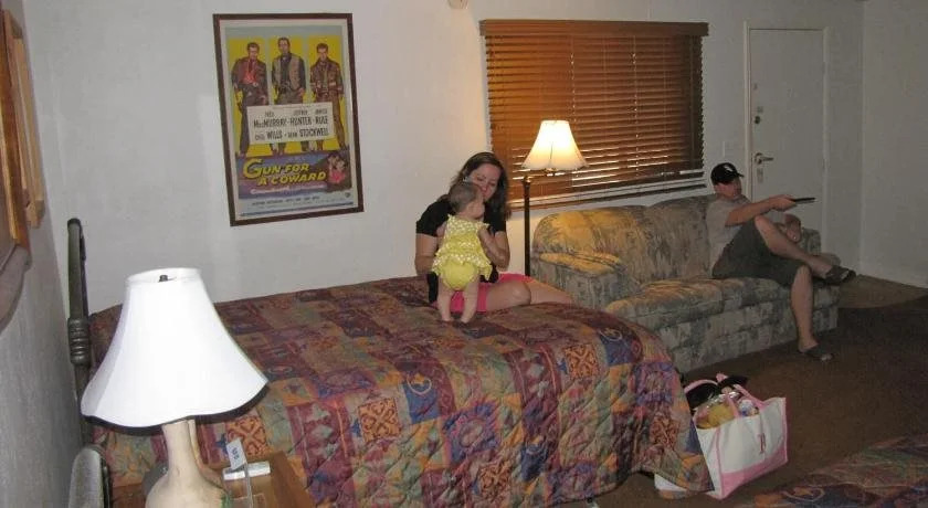 Larian Motel