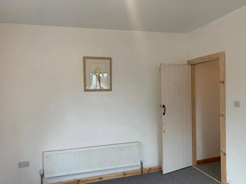 Corner Shop Apartments Sleeps 5 Parking