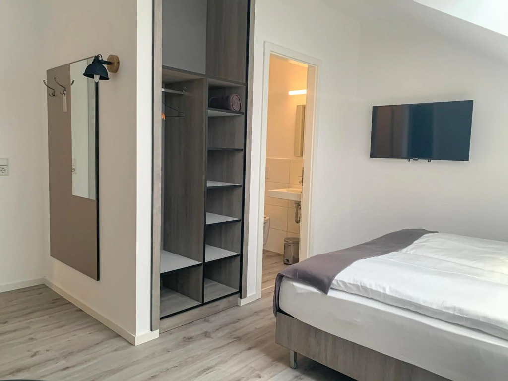 PRIMA Inn Unterkunft direkt über der "Bar am Minimax"