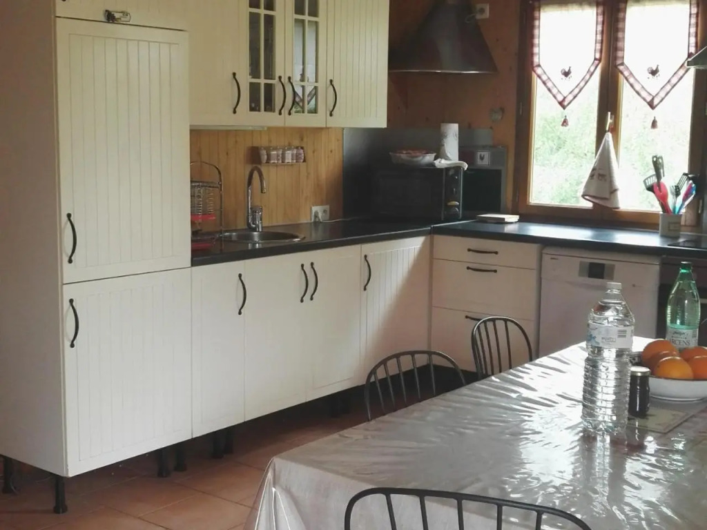 Maison en bois avec jardin, idéal randonnée, fibre haut débit, équipements bébé près du Mans et Tours - FR-1-410-195