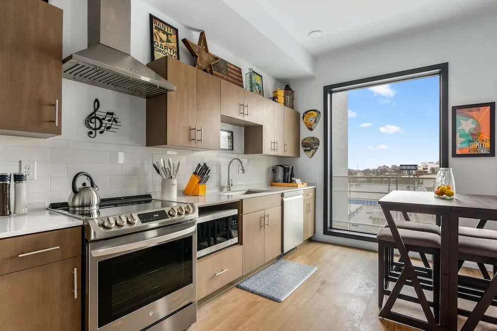 Illume All-new Community Balcony & Bonus Room 2 Bedroom Condo