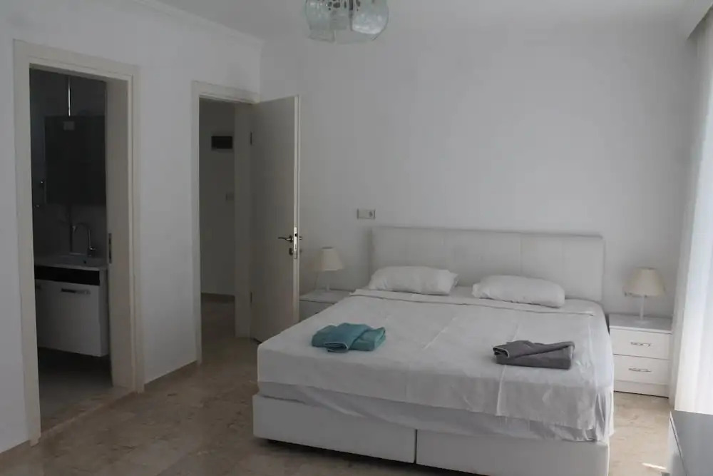Villa Nuri