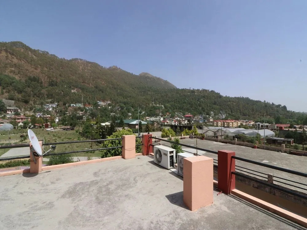 OYO 13884 Holiday Homes