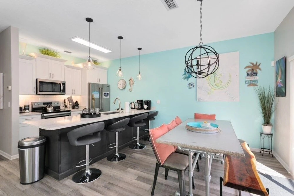 Newly Upgraded Modern 4br/3br Private Pool Th 4 Bedroom Townhouse by RedAwning
