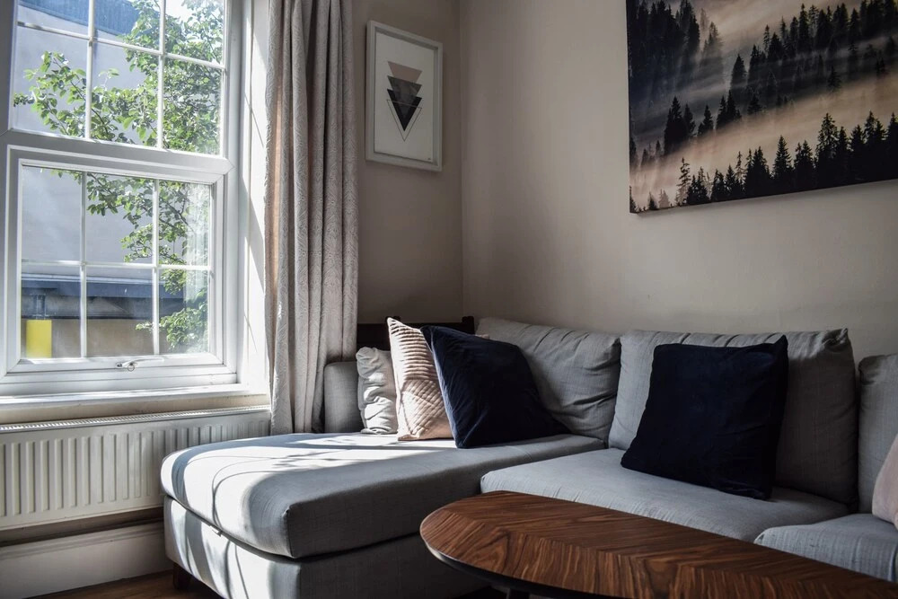 Charming 3 Bedroom Apartment From Cutty Sark