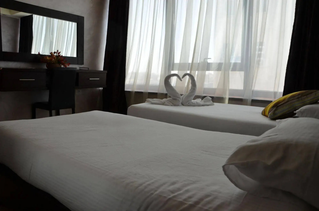 Diamond Hotel