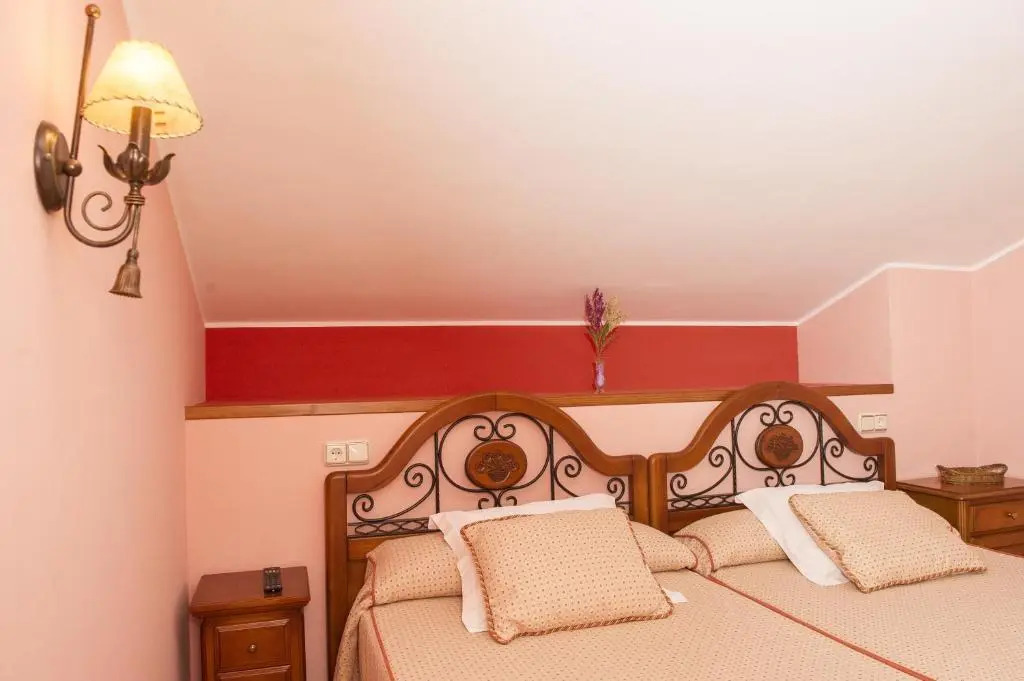 Apartamentos Rurales El Corberu