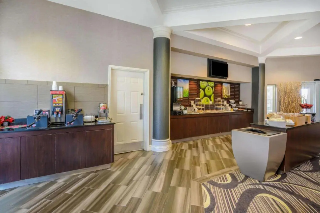 La Quinta Inn & Suites Myrtle Beach Broadway # 951