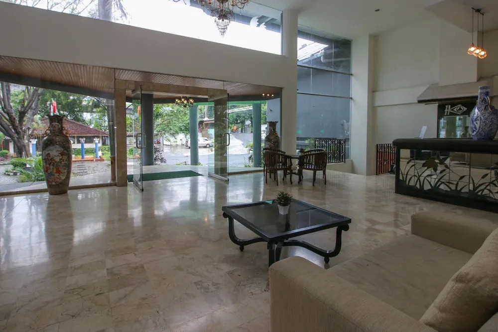 Airy Eco Kebayoran Baru Blok S Senayan 87 Jakarta