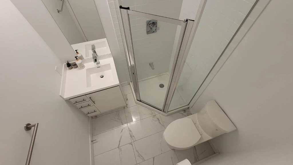 Lovely 3 bedrooms in University of Toronto