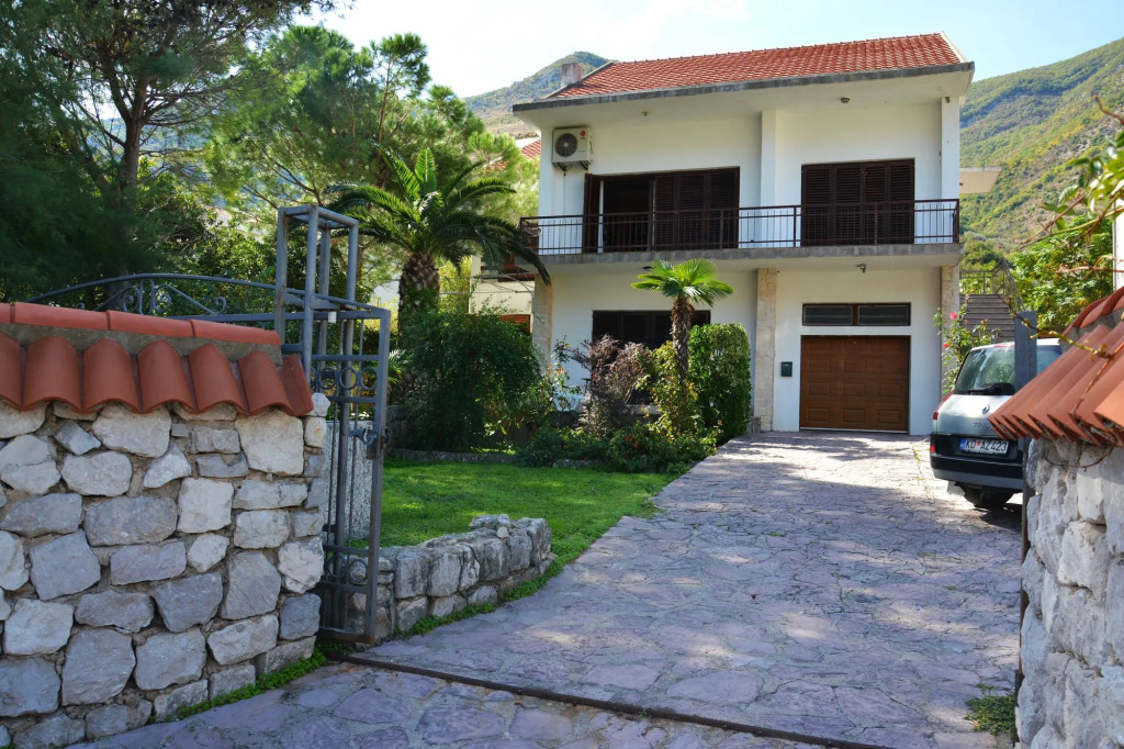 Apartments Cirkovic