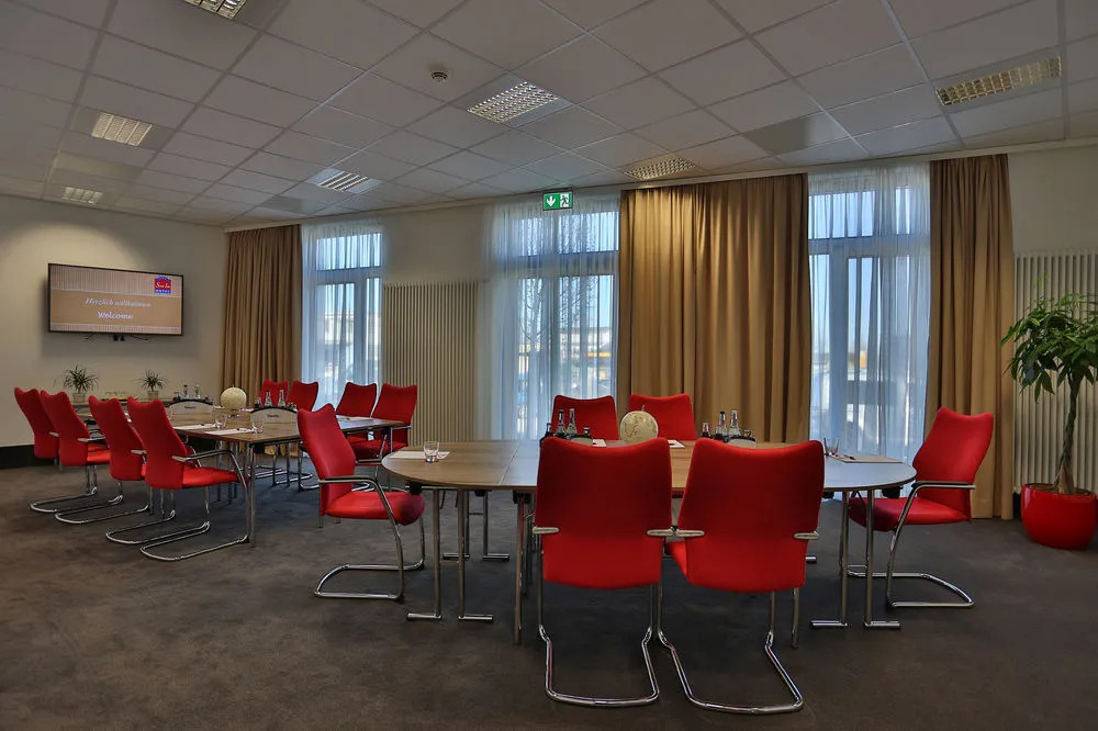 Vienna House Easy by Wyndham Stuttgart Airport and Messe